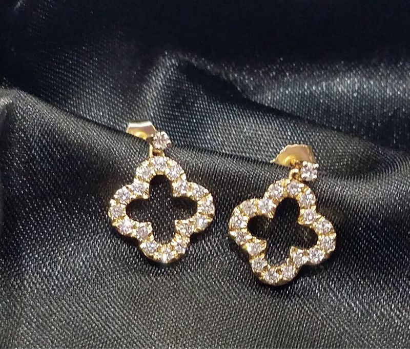 Yellow Gold, Diamond Clover Earring