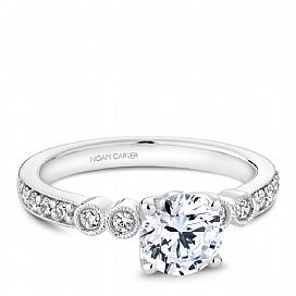 Vintage-Inspired Diamond Engagement Ring