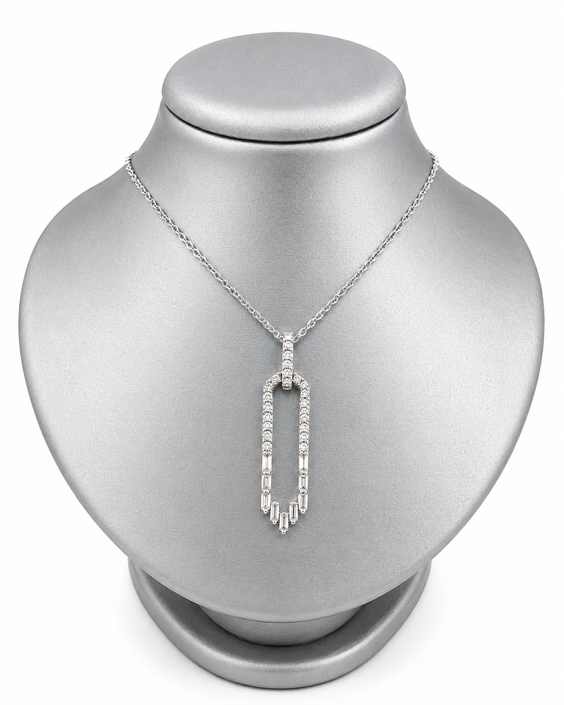 14K White Gold Natural Diamond Paperclip Pendant Necklace 14K White Gold Natural Diamond Paperclip Pendant Necklace