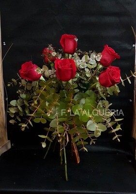 6 ROSAS ROJAS 6 ROSAS ROJAS