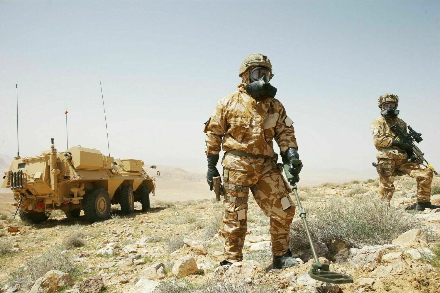 New Genuine British Army Issue Desert NBC Chemical Warfare Suits Kit