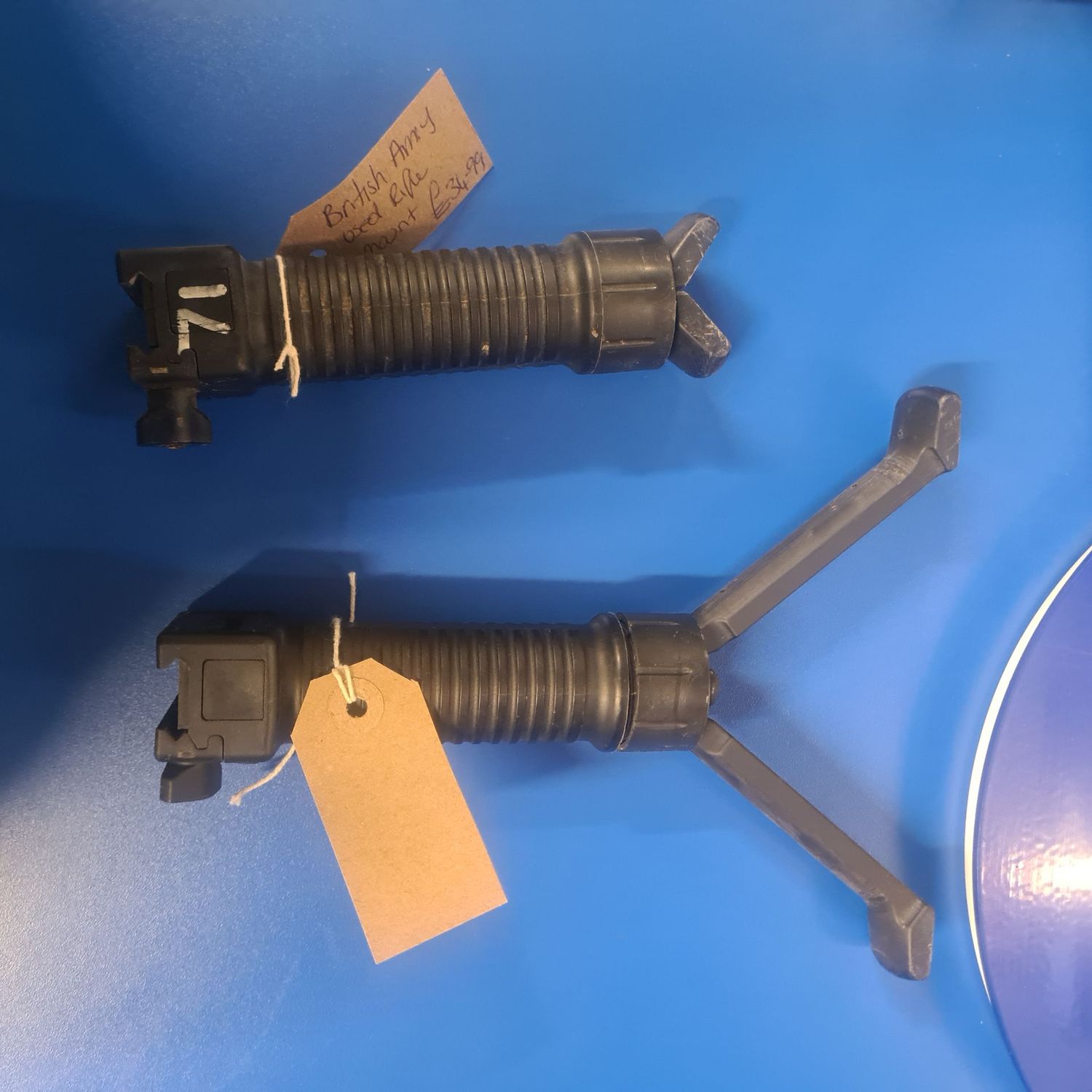 British Army Used Rifle Mount - Black
