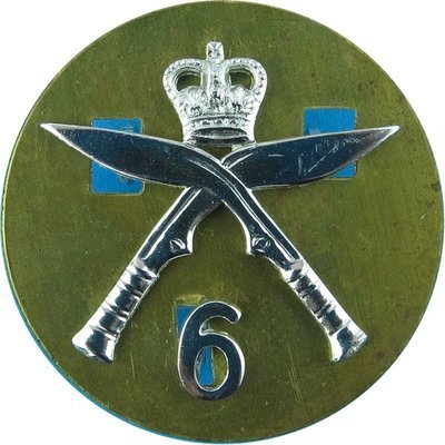 British Army Cap Badge - 6th Queen's Own Gurkha Rifles