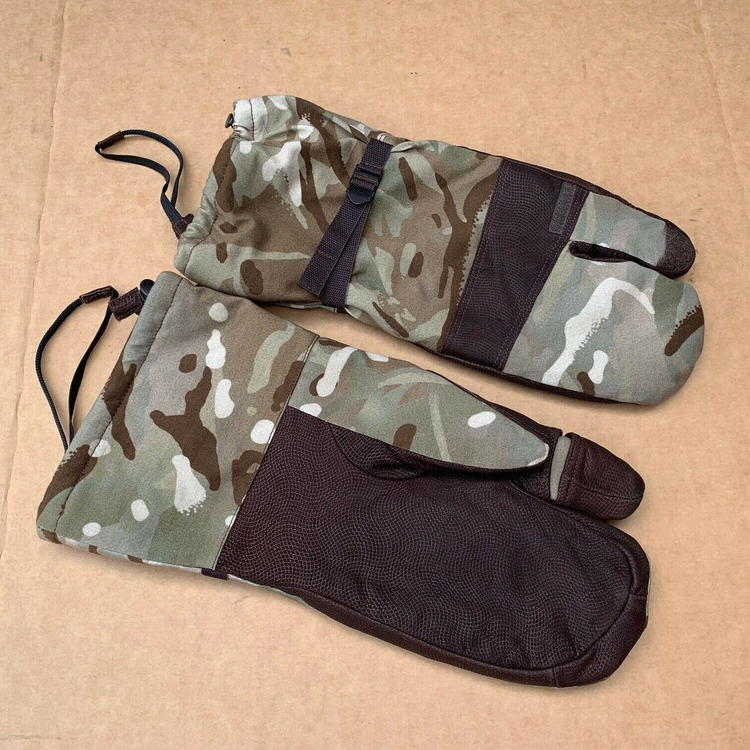 British Army Issue W+R MTP Blizzard Gloves Leather Palmed Goretex ECW Mittens Extreme Cold Weather British Army Issue W+R MTP Blizzard Gloves Leather Palmed Goretex ECW Mittens Extreme Cold Weather