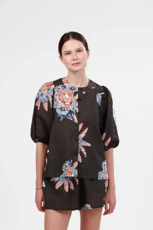 Las Surenas Balloon Shirt