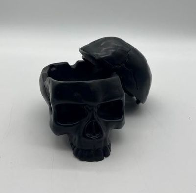 Small Plain Skull Ashtray W/ Removable Top