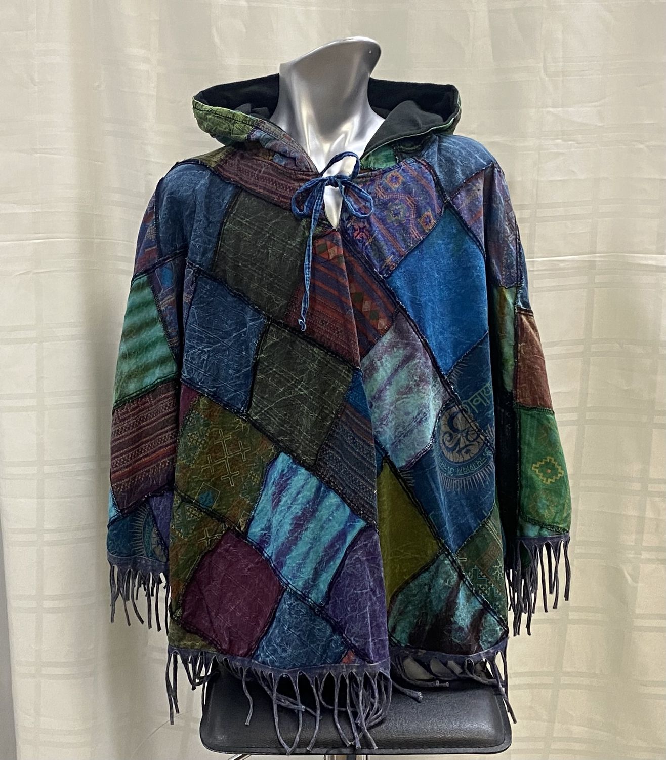 TH Patchwork Poncho W/Hood