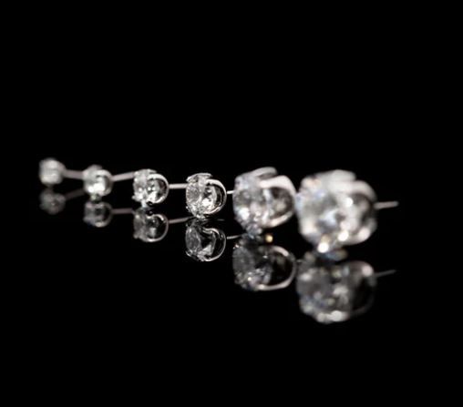 Junipurr CZ Round Prong-Set