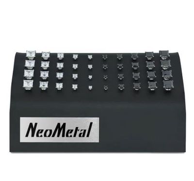 Neometal CZ Princess Cut Prong-Set