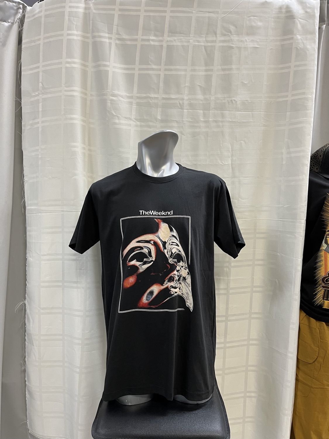The Weekend – K, Style: Live at SoFi Stadium, Size: Small
