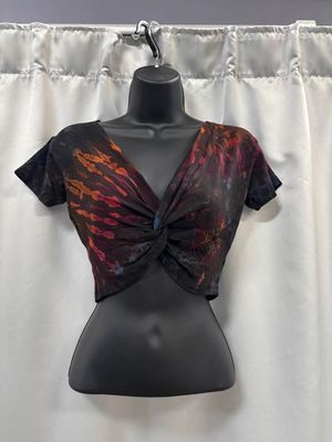 TH Tie Dye Crop Tee w/Twist