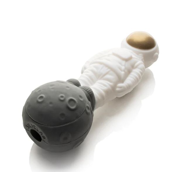 #TS226 - 4.75" Man On The Moon Silicone Pipe
