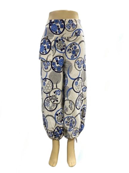 Cinched Leg Harem Pant w/ Pocket, Style: Flowers &amp; Circles (White)