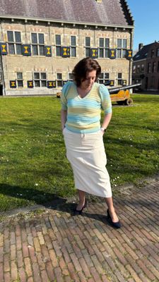 Rok voor dames 40+ uit Esthers Mode Wensen, vrouwelijk en comfortabel gecombineerd