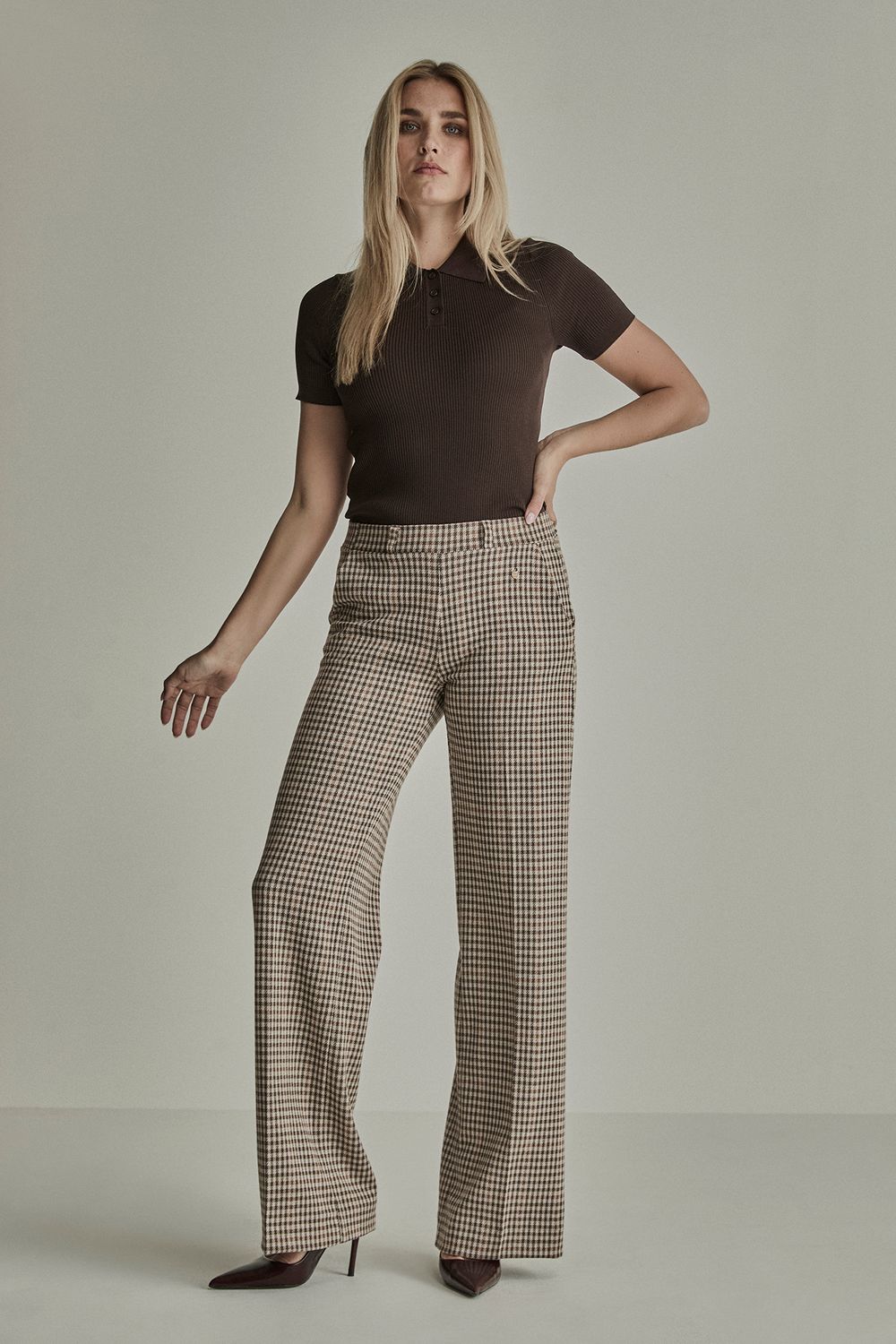 Para Mi Mira Elastic – Knitted Jacquards Check Brown