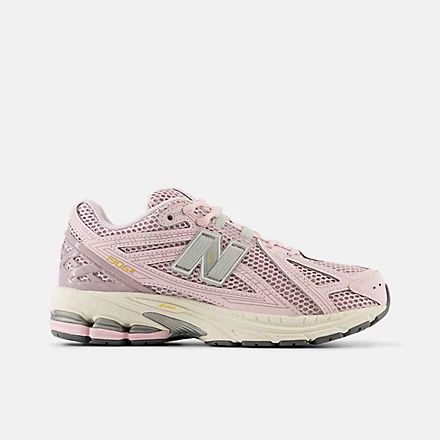 1906R Retro sneakers women&#39;s
