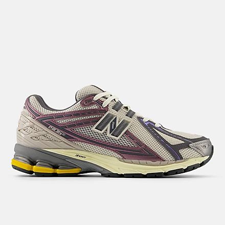 1906R Retro sneakers