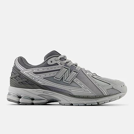 1906R Retro sneakers