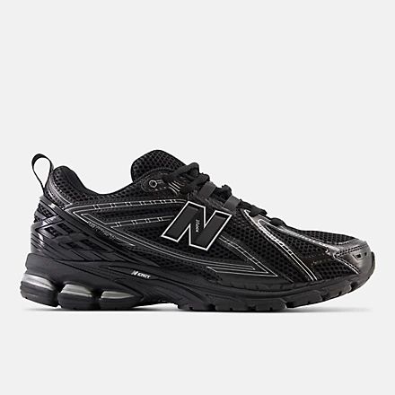 1906R Retro sneakers