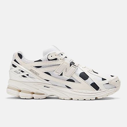 1906R Retro sneakers