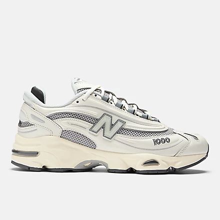 1000 Series Sneakers