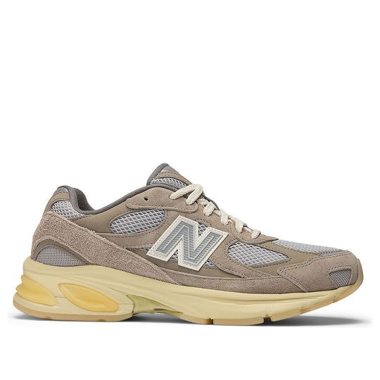 ​New Balance 2010 sneaker