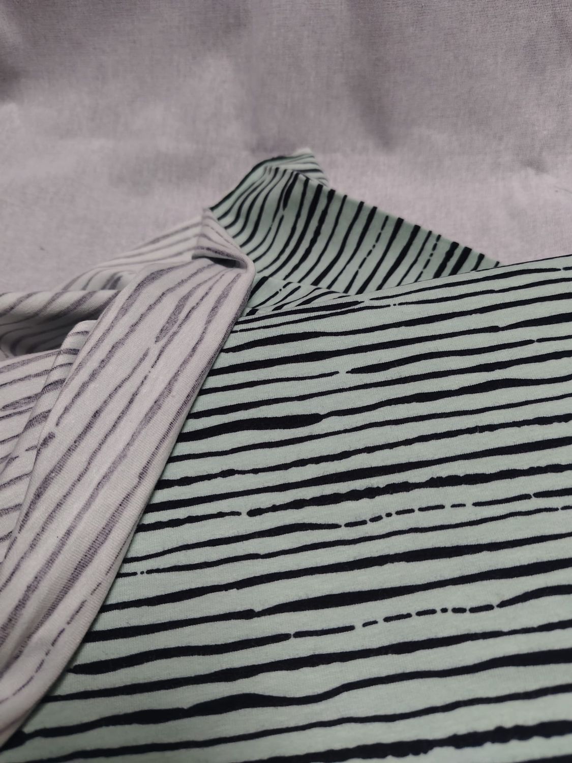 Tela de Punto Rayas - Menta