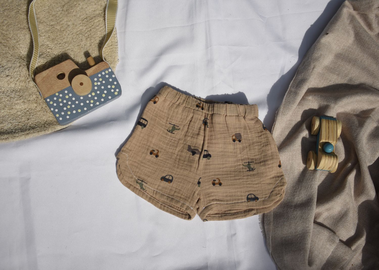 Pantalon Corto Infantil de Algodón Orgánico marron - Vehiculo