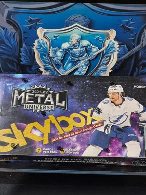 2021-22 Metal Universe Hockey