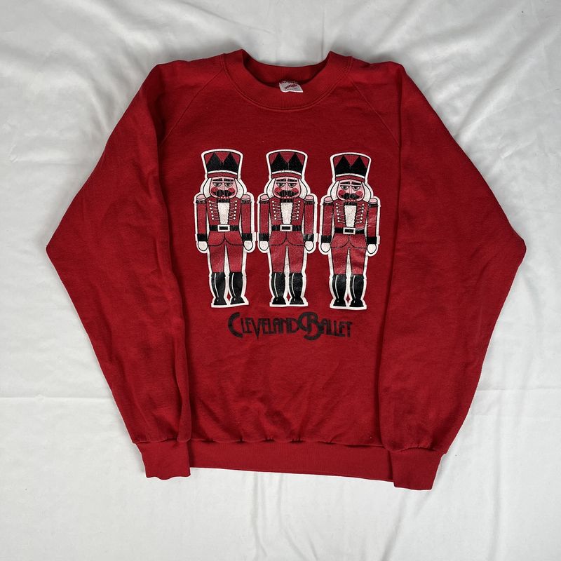 red nutcracker crew