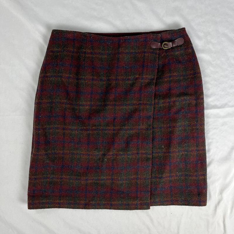 Burgundy plaid skirt