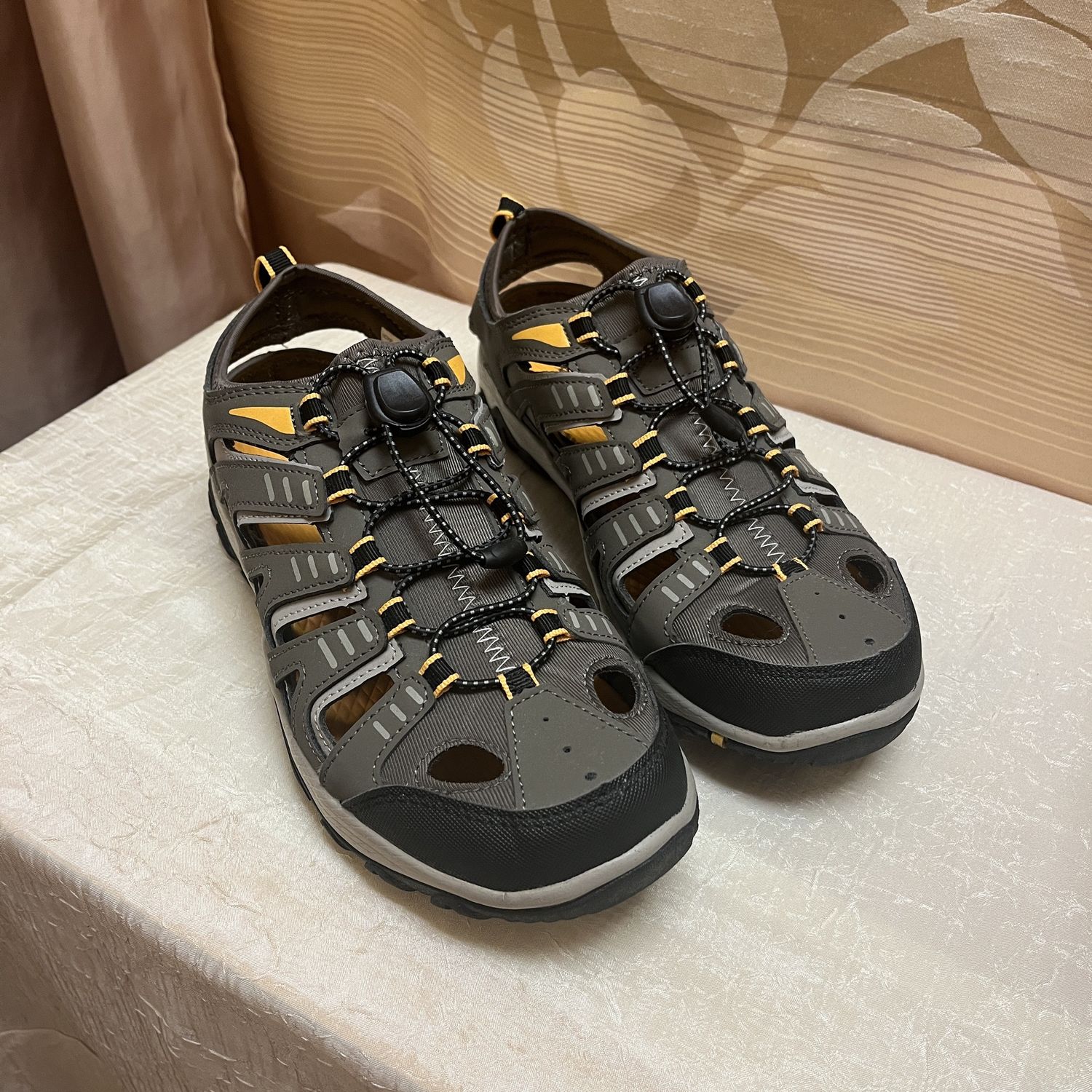 eddie bauer gray &amp; yellow sandals