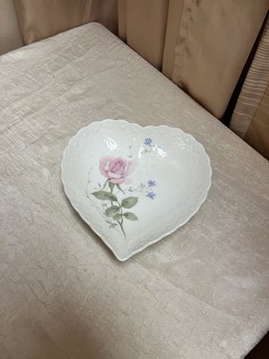 heart trinket dish