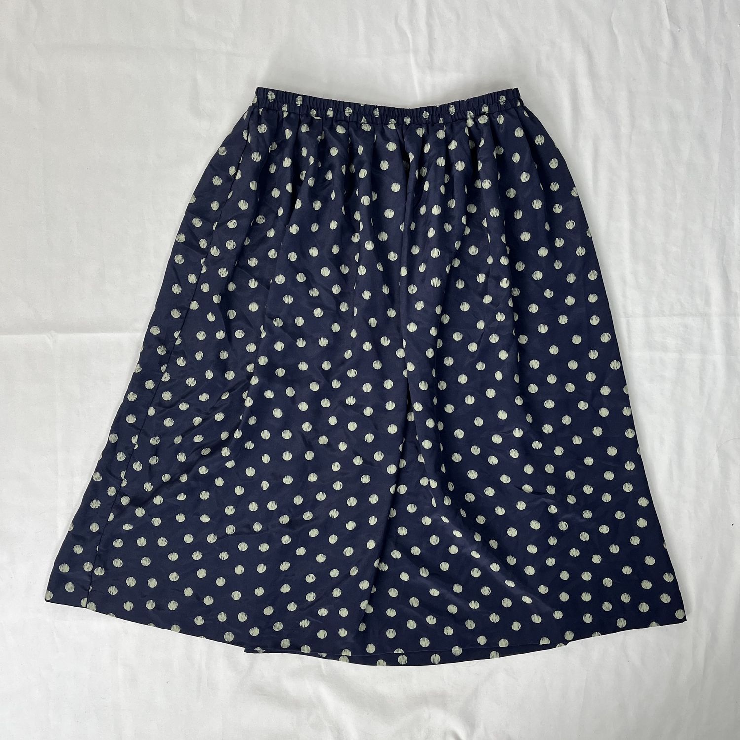 blue polka dot skirt