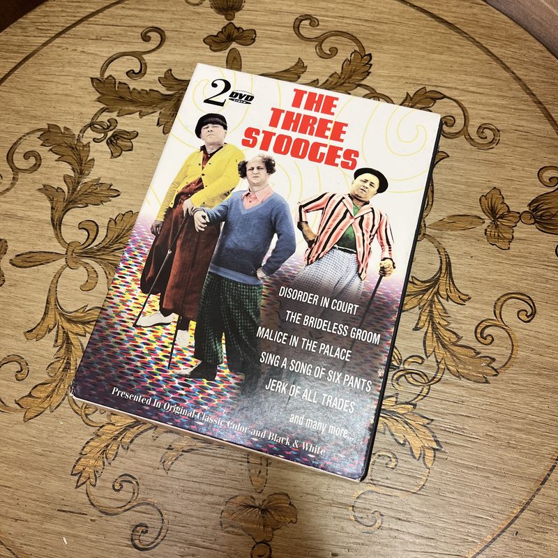 The three stooges dvd