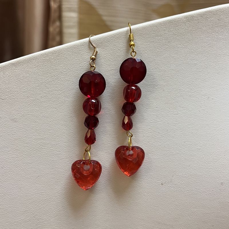round red heart earrings