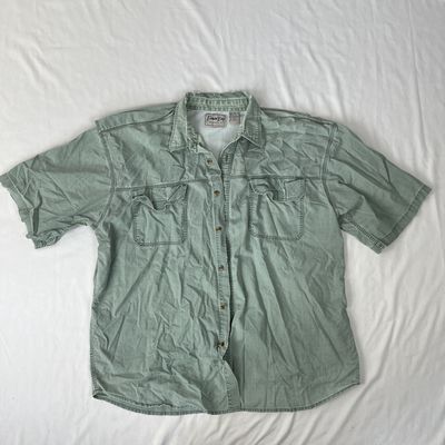 Outdoorsy Button Up