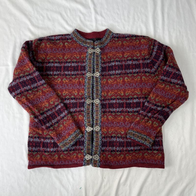 beautiful nordic design sweater