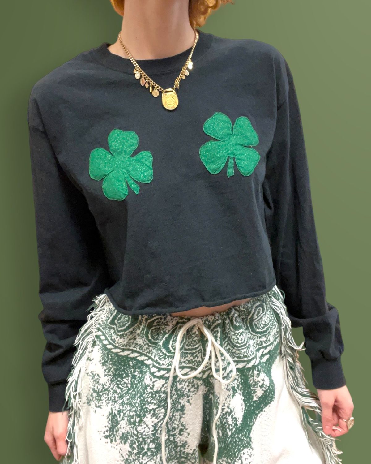 black clover tits cropped top