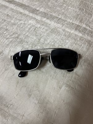Black and silver aviator sunglasses