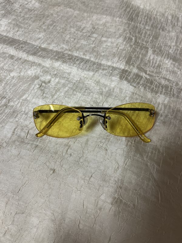 clear yellow glasses