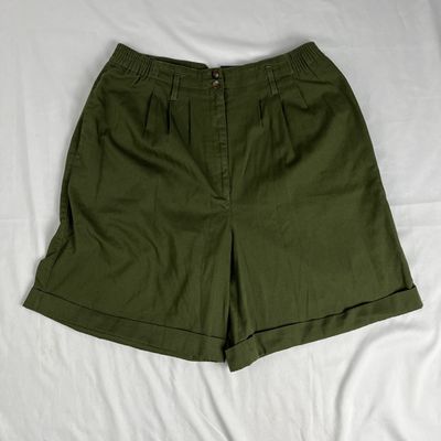 forest green pleated shorts