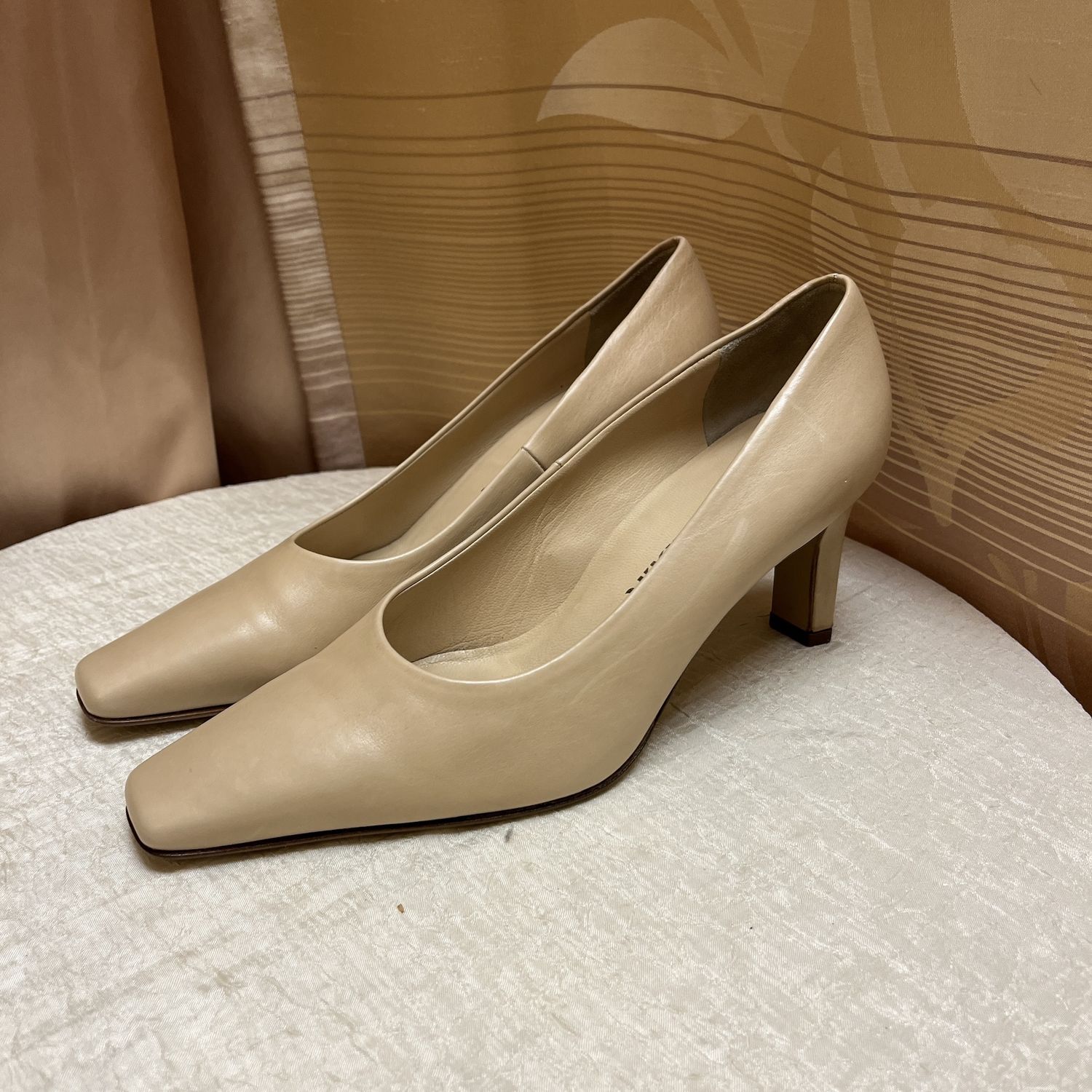 German Tan Heel
