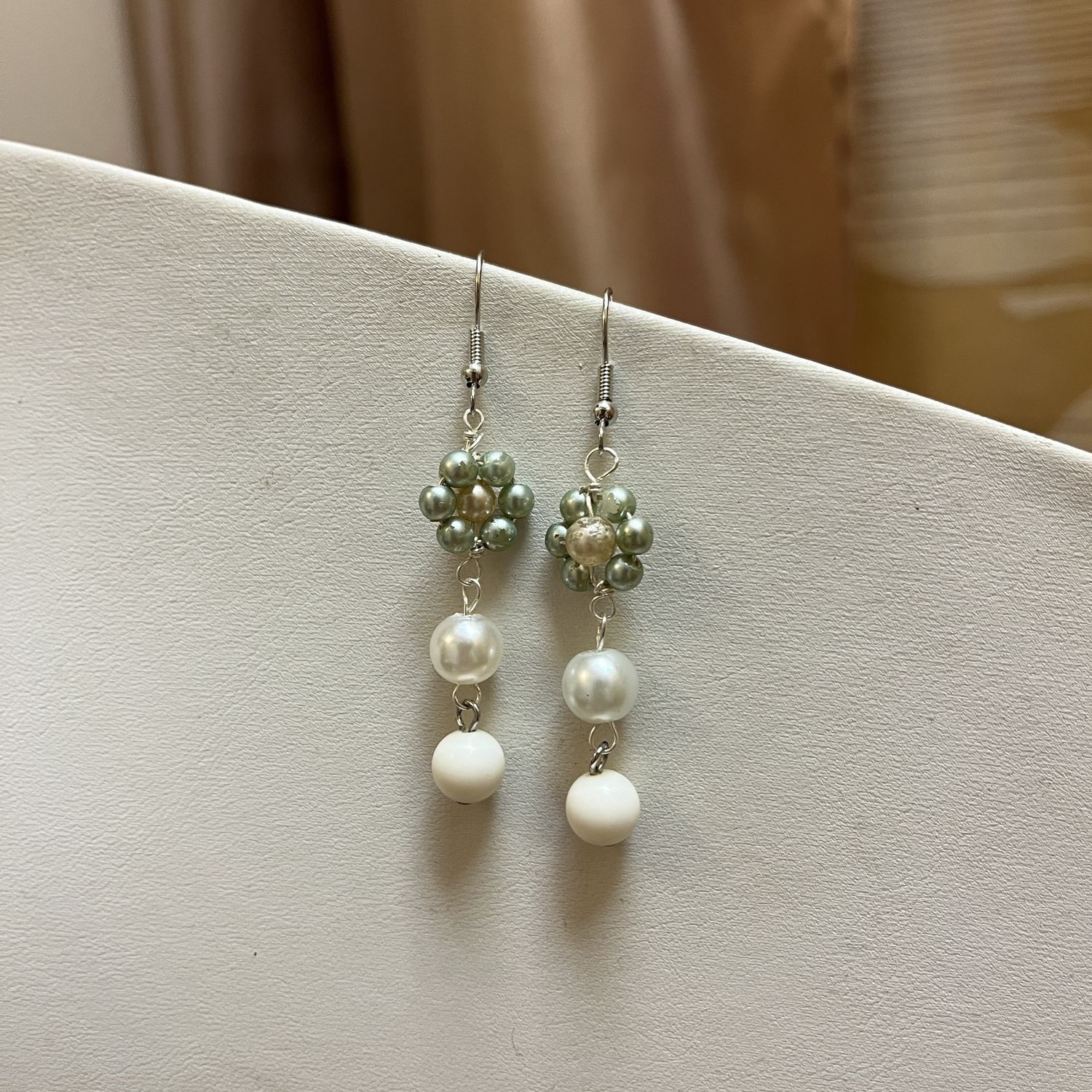 green flower pearl earrings