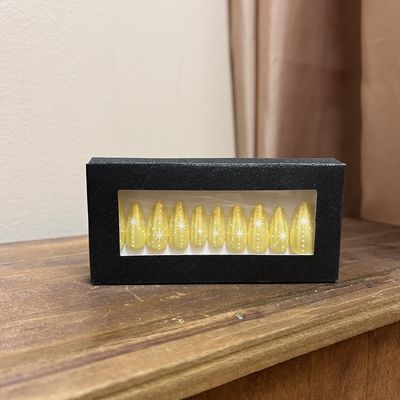 yellow dot nails