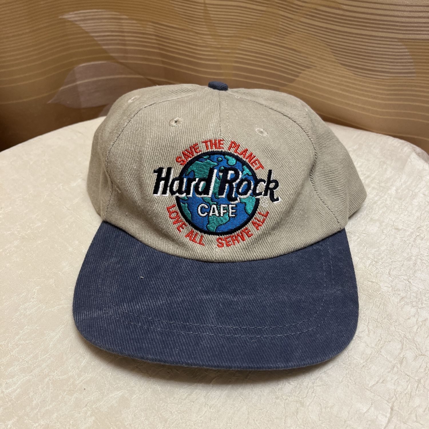 Hard Rock Love the Planet Hat