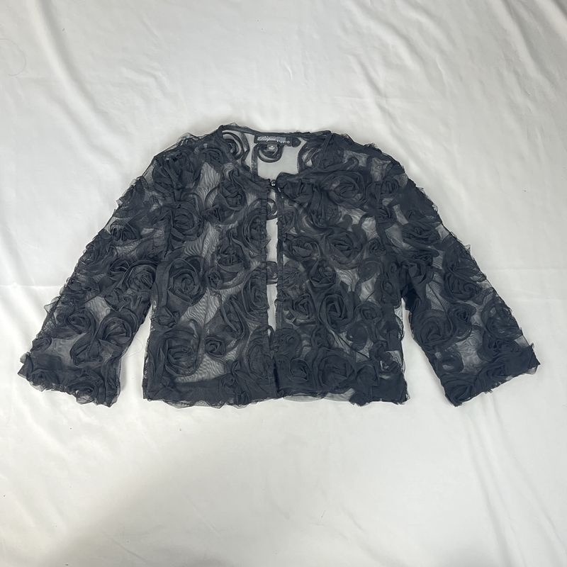 Black Flourette Lace Shawl