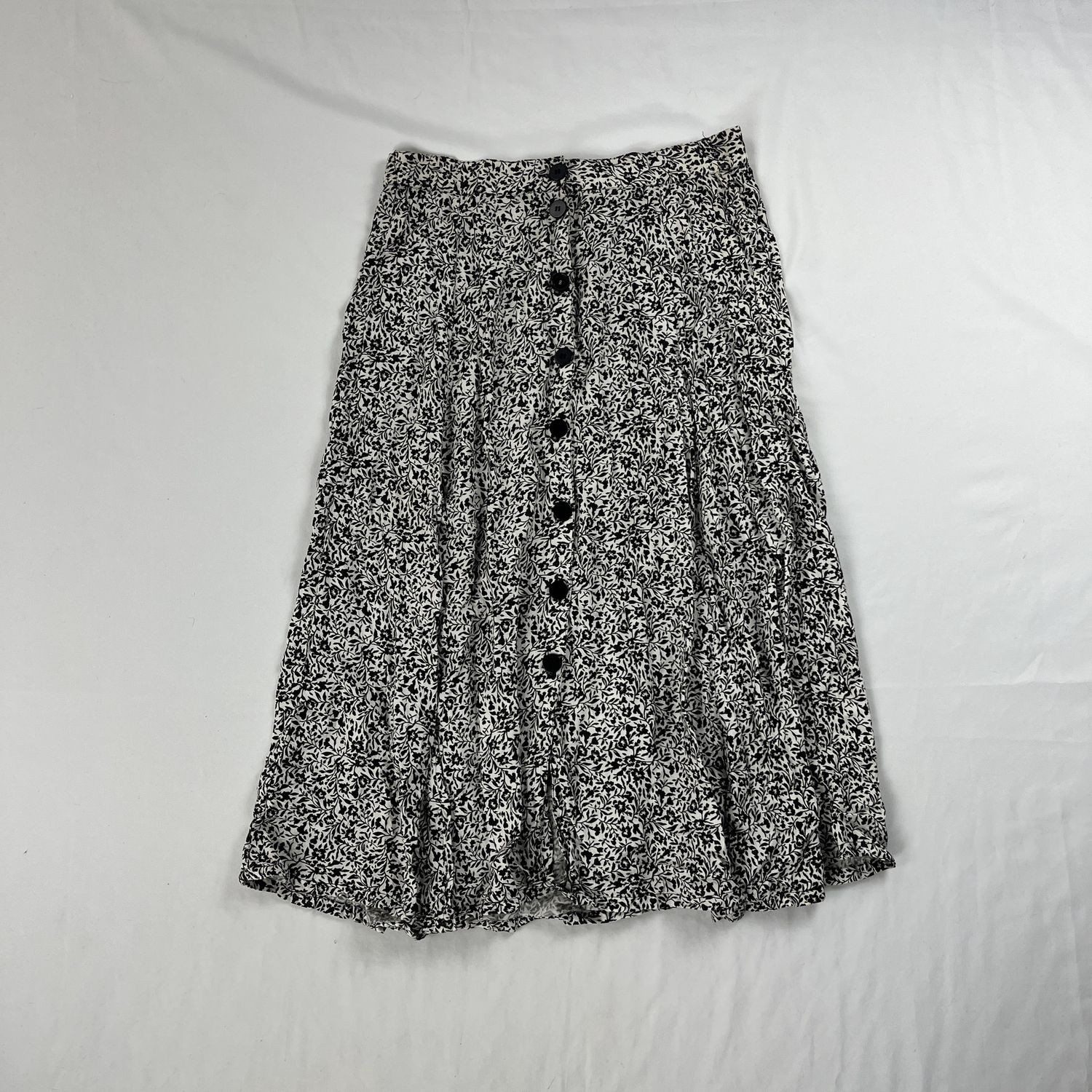 center button floral maxi skirt