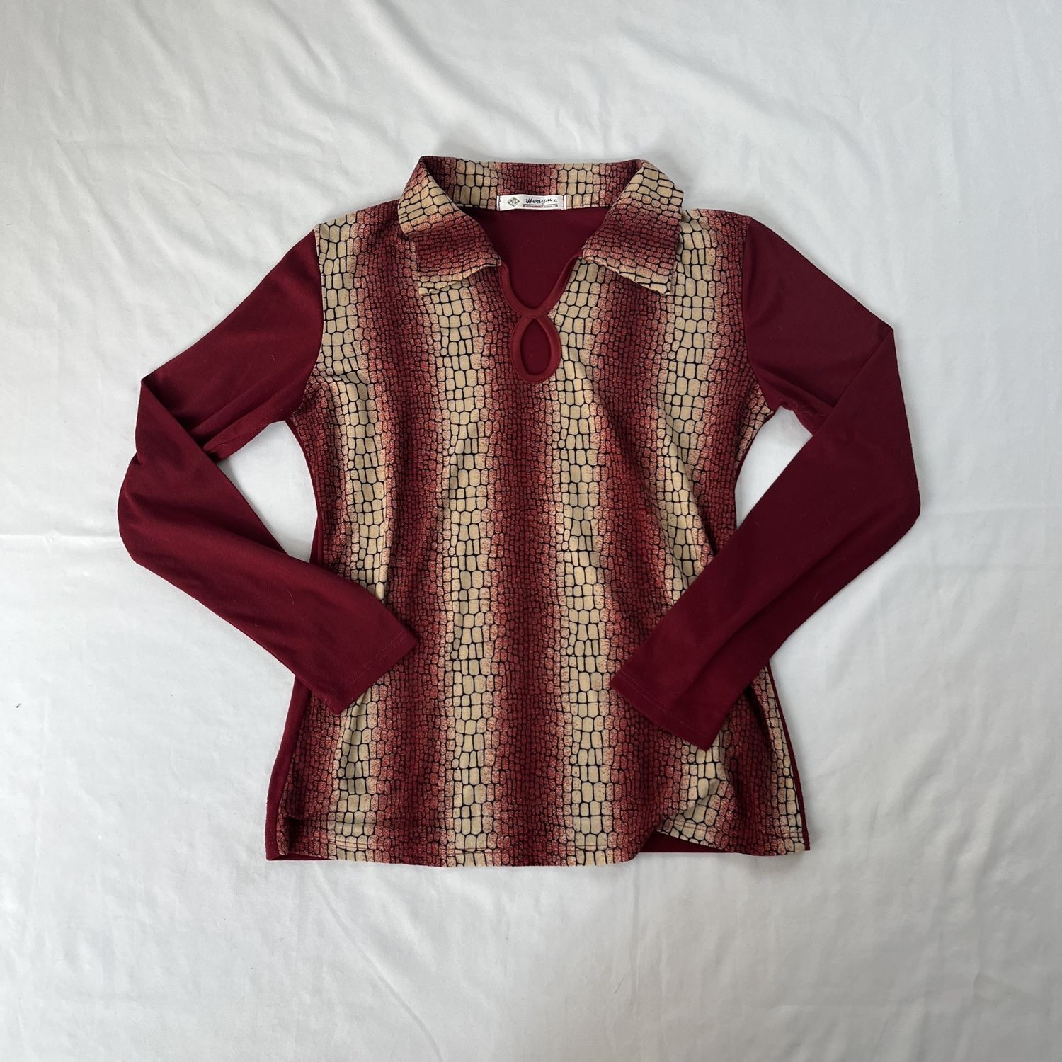 red keyhole long sleeve