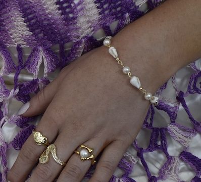 White Shell Bracelet